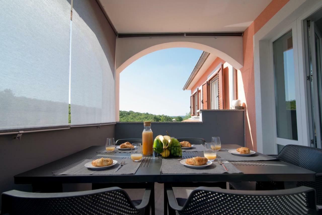 Apartments Eli Labin  Ngoại thất bức ảnh
